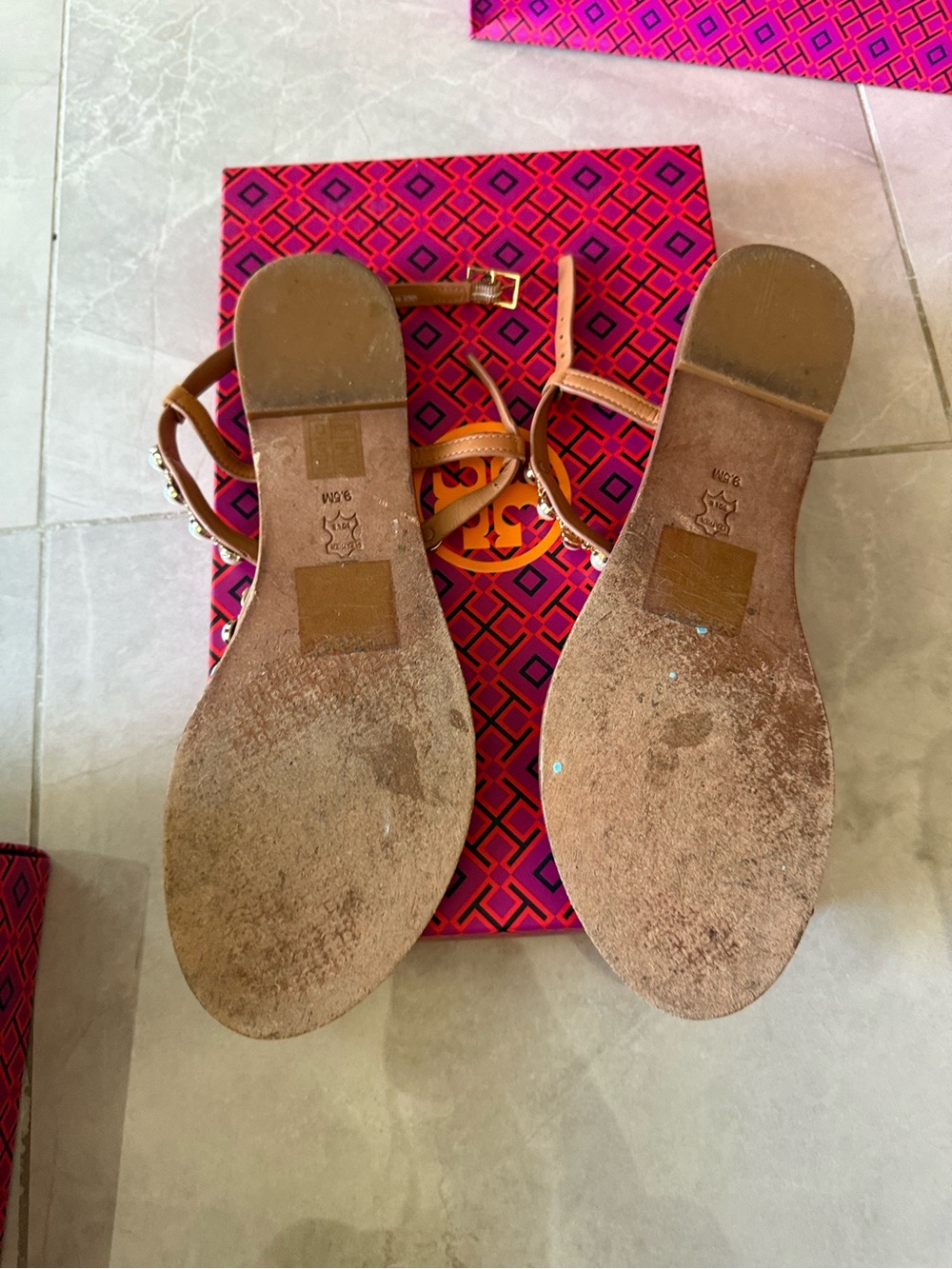 Tory Burch Brown Leather Pearl-Embellished T-Strap Sandals - Picture 2 of 7
